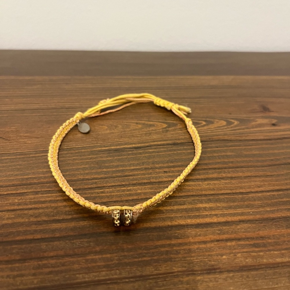 Bracelet Yellow Adjustable. Great Condition.